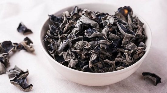 Black Wood Ear Fungus Health Benefits3